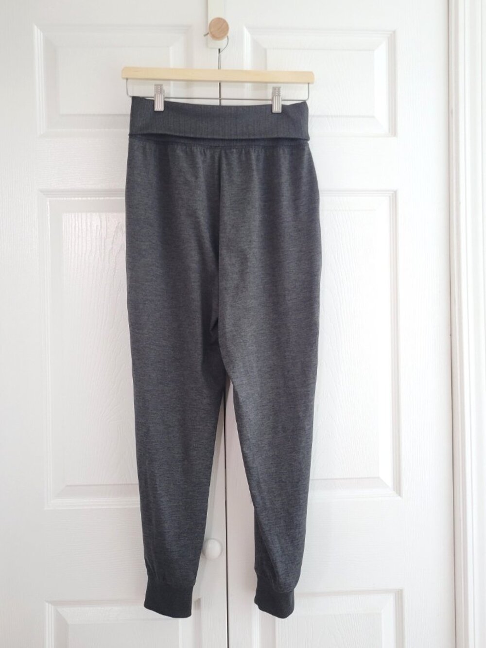 GapFit set - hoodie and joggers in brushed tech jersey - Picture 4 of 9
